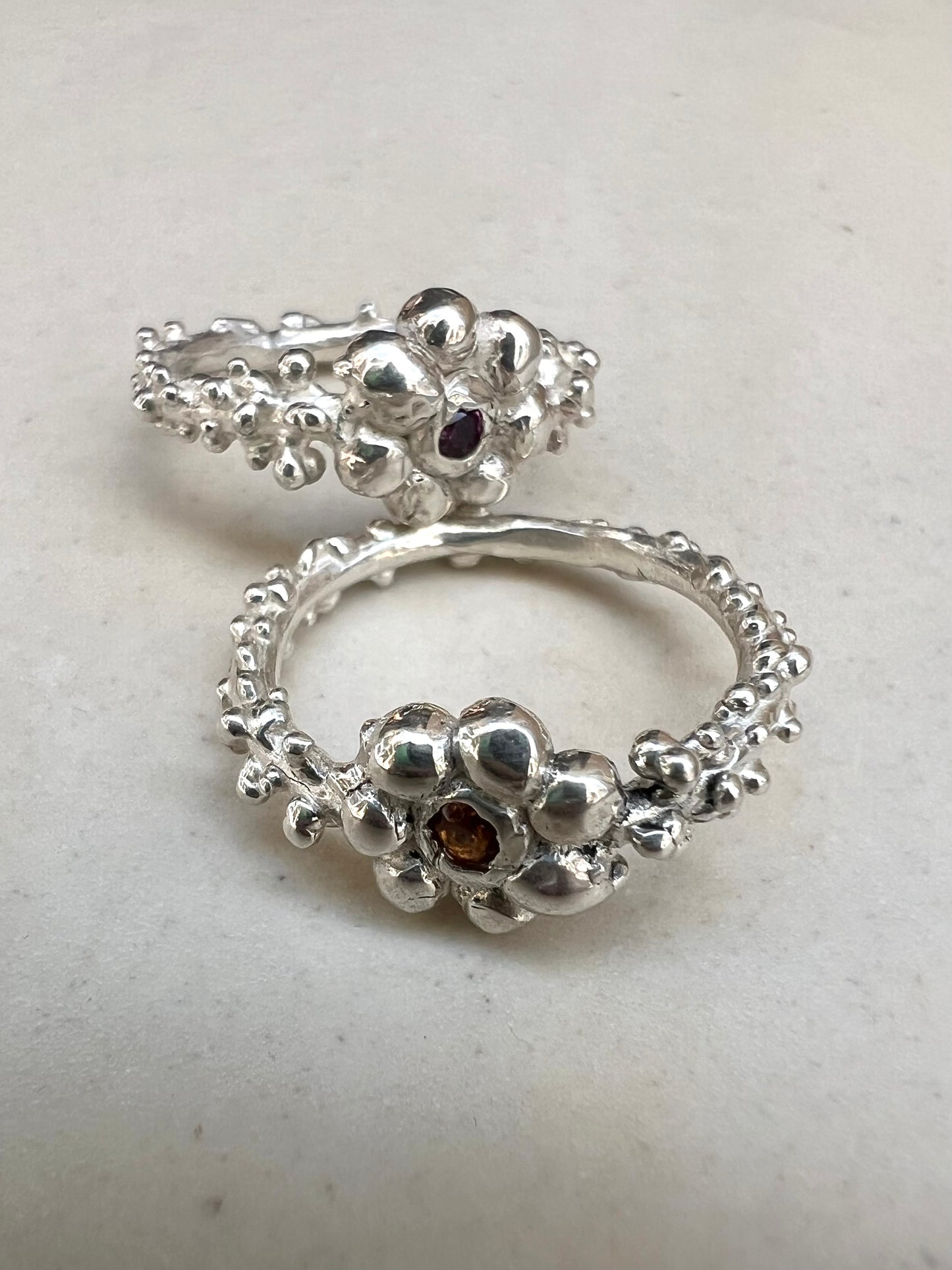 SMALL FLOWER RING